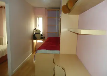 Alquiler de piso de tres dormitorios amueblado totalmente centrico en Manzanares