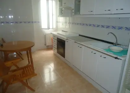 Alquiler de piso de tres dormitorios en zona centro en Manzanares