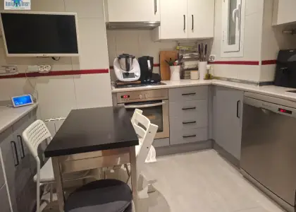 Bonito y luminoso piso en industria en Albacete