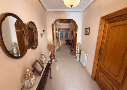 Casa/Chalet pareado En Venta Calle Acuña, Tomelloso en Tomelloso