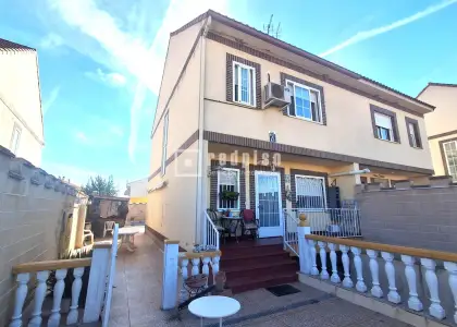 Chalet en venta en Calle de Rodríguez de la Fuente, Ventas de Retamosa, Las, Toledo en Ventas de Retamosa, Las