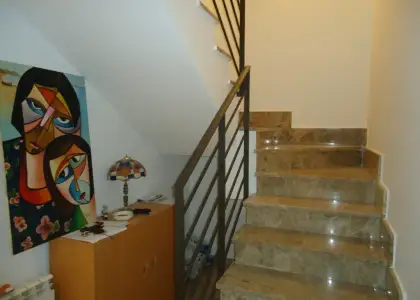 Duplex de 2 dormitorios seminuevo y amplio en Manzanares