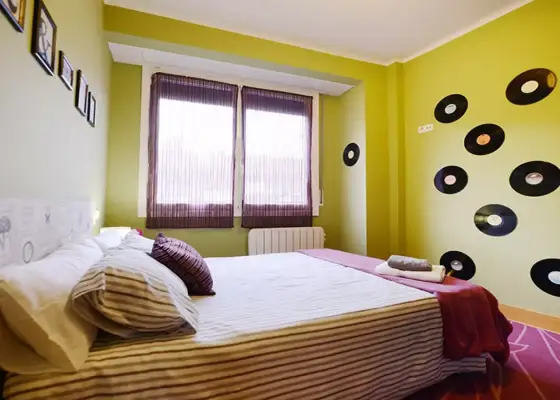 Habitación en piso compartido de 2 habitaciones en Larraskitu, gastos incluidos, ideal para profesionales y estudiantes. en Bilbao