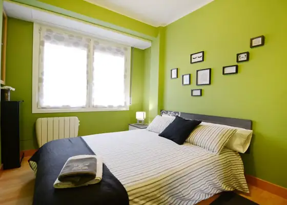 Habitación en piso compartido de 2 habitaciones en Larraskitu, gastos incluidos, ideal para profesionales y estudiantes. en Bilbao