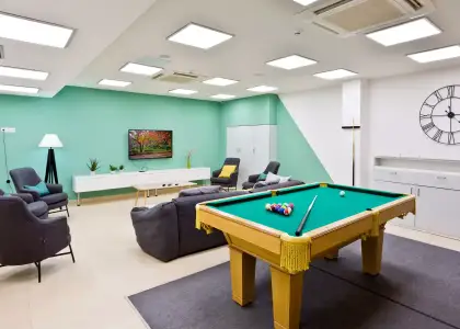 Habitación en piso compartido en alquiler en Ensanche-Zabalgunea, Pamplona, perfecta para estudiantes. en Pamplona