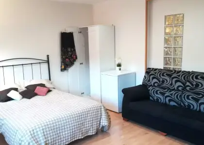 Habitación en piso compartido en Zaragoza en Zaragoza