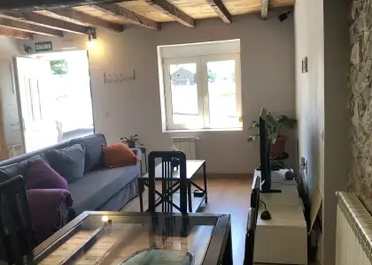 Habitación en un apartamento compartido de 1 dormitorio en alquiler en Santa Cruz de Bezana. en Santander