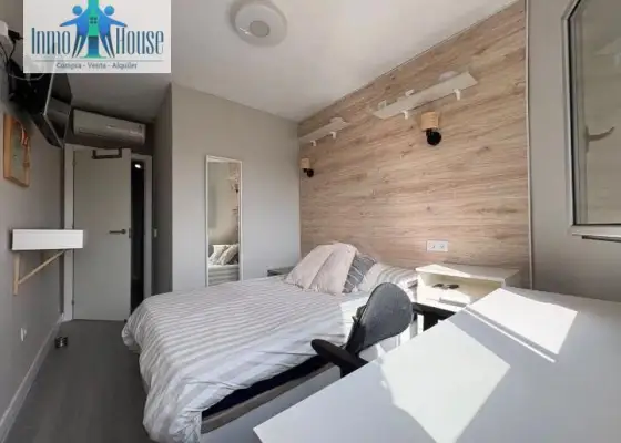 INMOHOUSE alquila habitación C/Hellín. en Albacete
