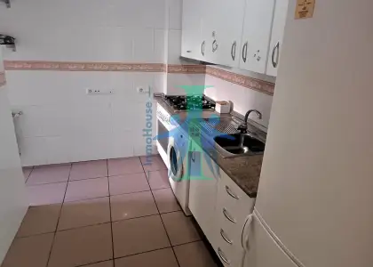Inmohouse vende en exclusiva ático duplex y local con vado en zona carretas ref: O191 en Albacete