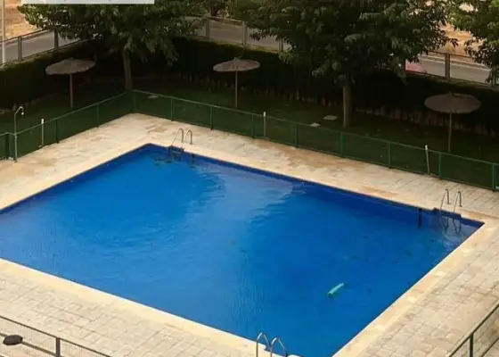 Inmohouse vende piso con piscina y zonas comunes en imaginalia en Albacete