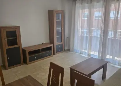 Inmohouse vende piso en zona feria-fiesta del arbol en Albacete