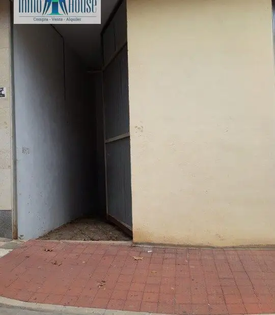 Local en venta y alquiler zona hospital en Albacete