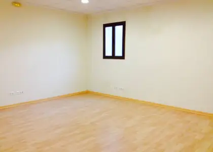 local oficina de nueva construcción en alquiler en Manzanares