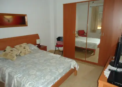Piso de 3 dormitorios. A pocos metros del centro. Amplio y seminuevo. en Manzanares