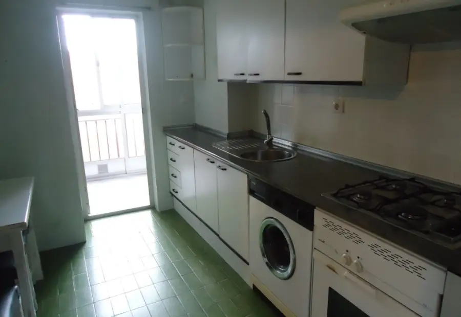 Piso de 3 dormitorios. Bien conservado y luminoso. en Manzanares