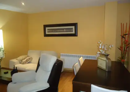 Piso de 3 dormitorios. Seminuevo. Zona residencial. en Manzanares