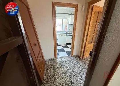 Piso en venta en Alcázar De San Juan, Alcázar De San Juan, de 98 m2 con 3 dormitorios y baño por 69.500 €, Ref. 0447 en Alcázar de San Juan