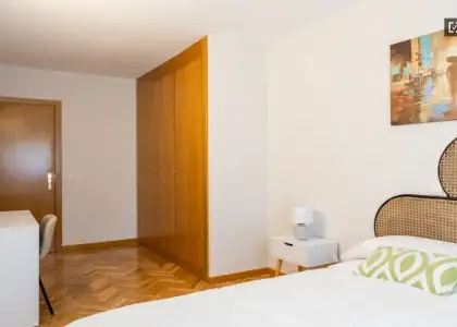 Se alquila habitación en piso compartido de 3 habitaciones en Madrid en Madrid