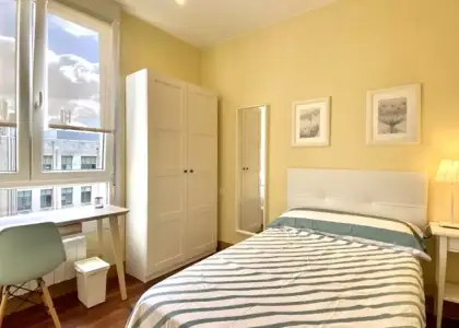 Se alquila habitación en piso compartido de 5 habitaciones en Basurtu, gastos incluidos. en Bilbao