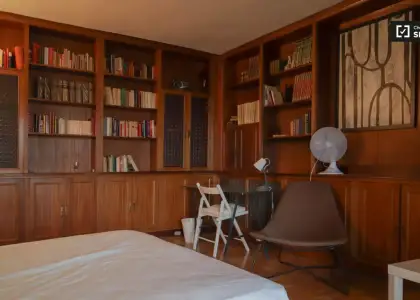 Se alquila habitación en piso de 7 habitaciones en Chamartín, Madrid en Madrid