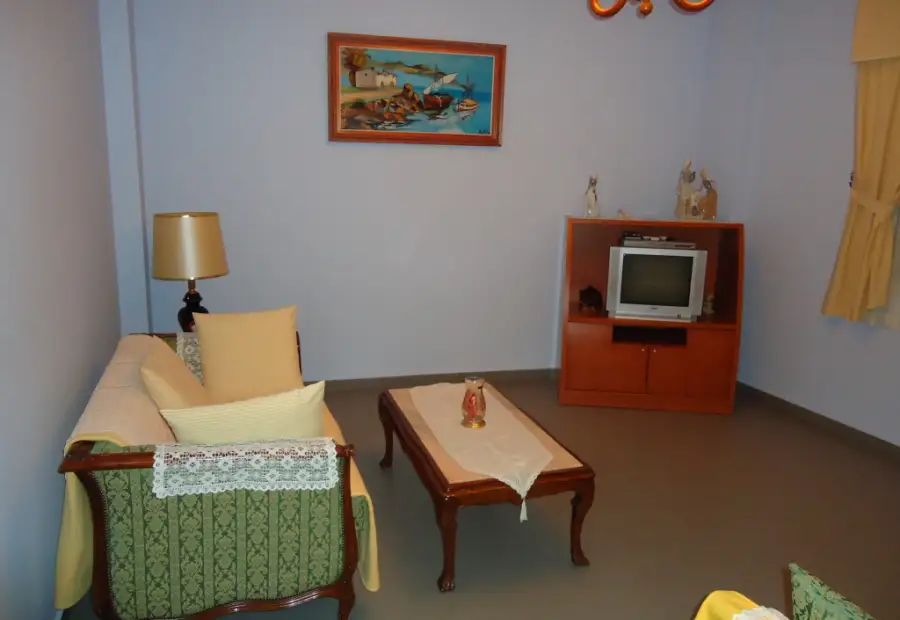 Se vende casa de seis dormitorios en zona centro en Manzanares