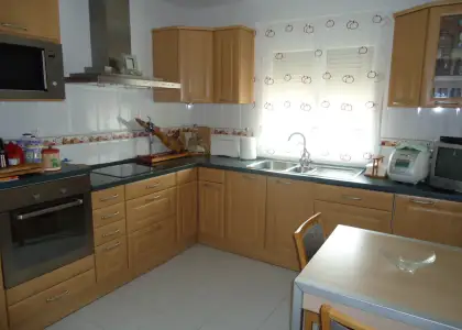 Se vende casa de tres dormitorios en zona divina pastora en Manzanares