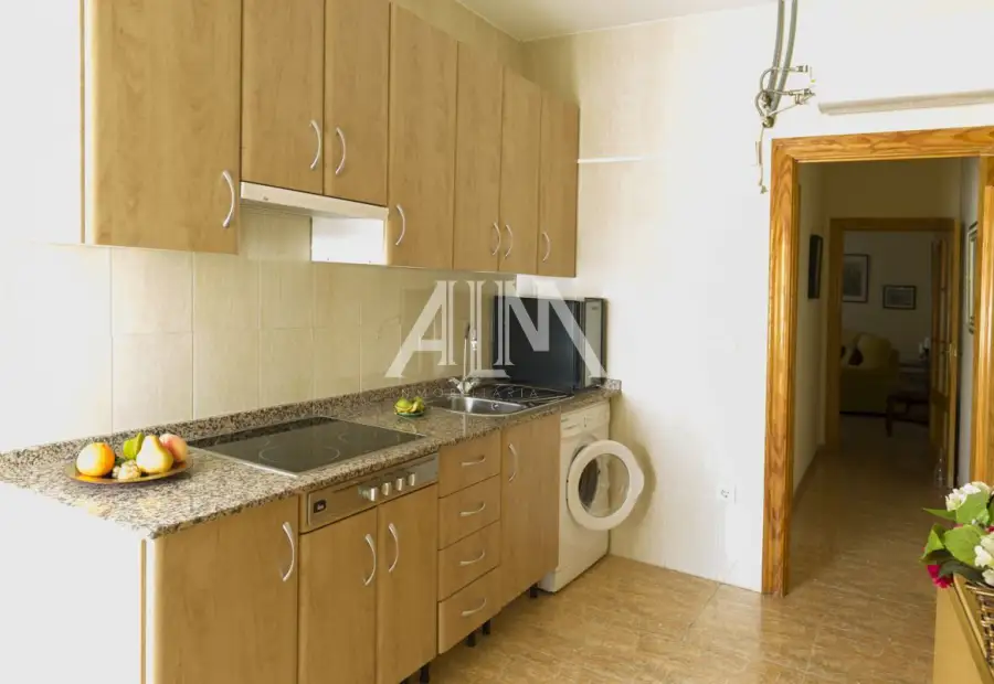 Se vende casa para derribo o reforma en zona castillo en Manzanares
