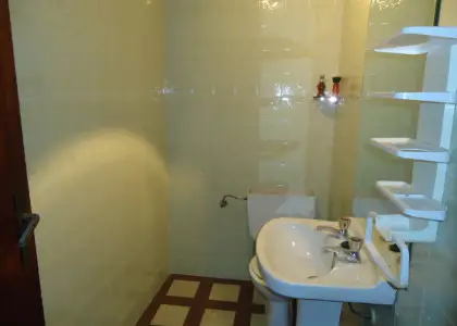 Se vende piso de tres dormitorios a escasos metros del centro en Manzanares
