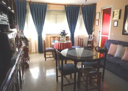 Se vende piso de tres dormitorios en nuevo Manzanares en Manzanares