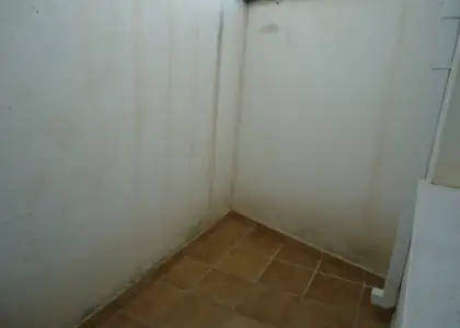 Se vende piso de tres dormitorios en zona centro. en Manzanares