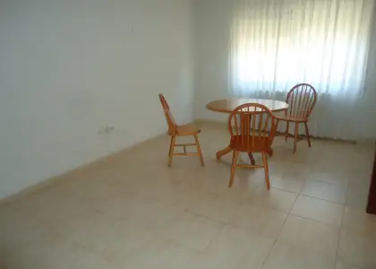 Venta de adosado de tres dormitorios en zona residencial en Manzanares