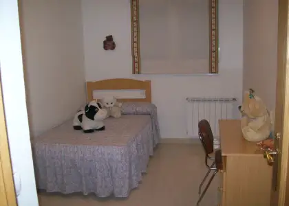 Venta de adosado zona Paseo del Rio de Tres Dormitorios en Manzanares