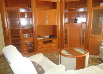 Venta de casa de tres dormitorios en zona del rio en Manzanares