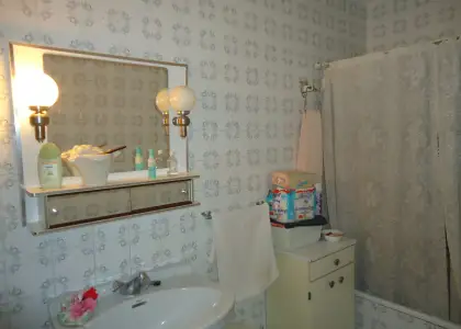 Venta de casa de vecinos en la Plaza Santa Cruz en Manzanares