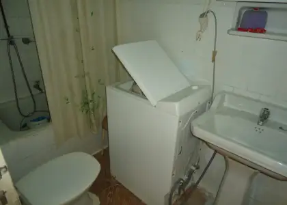 Venta de casa de vecinos en zona nuevo centro de salud en Manzanares