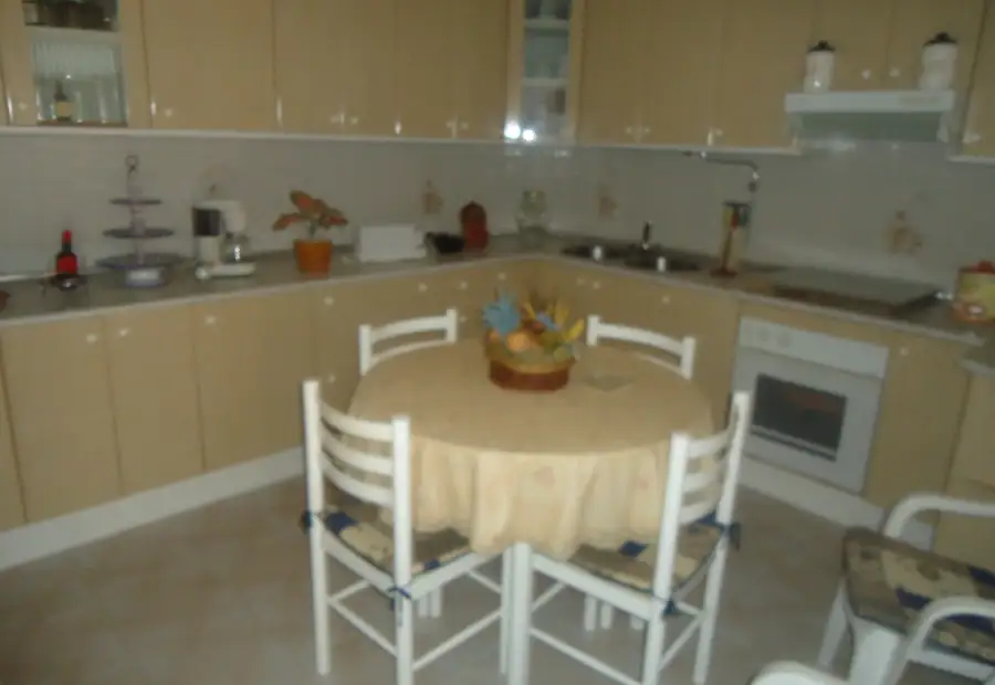 Venta de casa en planta baja de tres dormitorios y patio en zona centro de salud nuevo en Manzanares