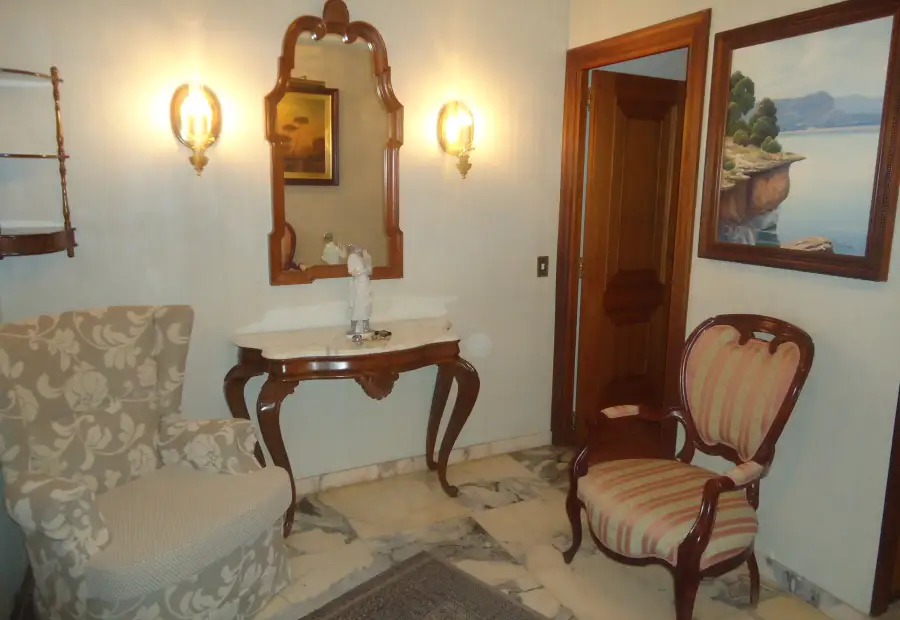Venta de piso de 6 dormitorios garaje y trastero en el centro en Manzanares