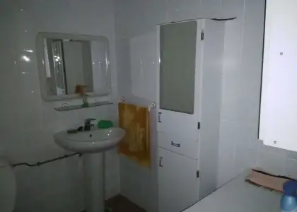Venta de piso de cuatro dormitorios y dos baños en el centro en Manzanares