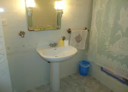 Venta de piso en la Plaza del Gran Teatro Con Tres Dormitorios y Garaje Para Dos Plazas en Manzanares