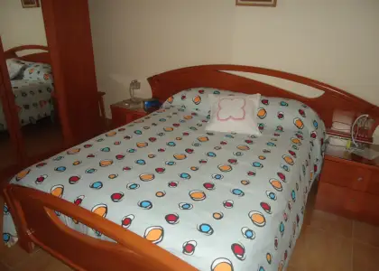 Venta de piso en planta baja con tres dormitorios en zona residencial en Manzanares
